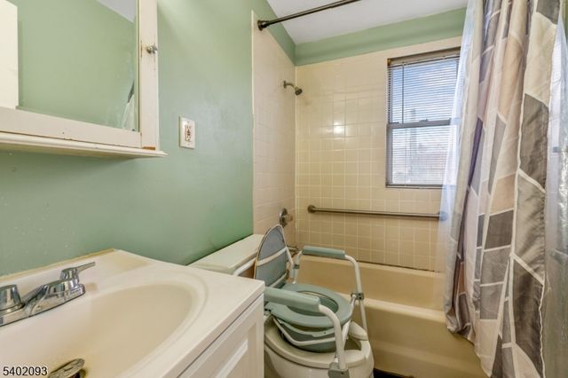 953 E Front St, Plainfield City, NJ 07062