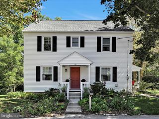 110 HILLSIDE ST, Lebanon, PA 17042