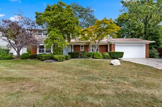 6843 Leslee Crest Dr. Drive, West Bloomfield, MI 48322