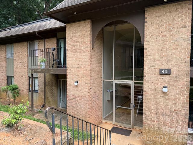 401 Orchard Trace Lane 8, Charlotte, NC 28213