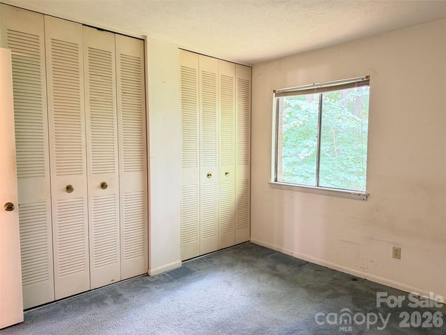 401 Orchard Trace Lane 8, Charlotte, NC 28213