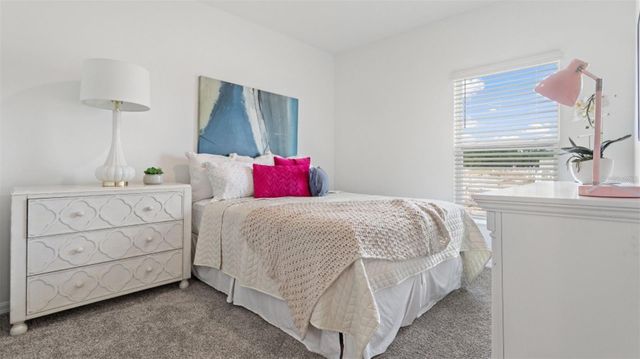 669 BELL PRAIRIE CIRCLE, Lake Wales, FL 33859