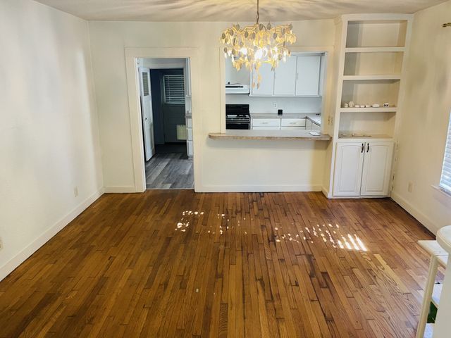 411 E Main Street, Whitesboro, TX 76273