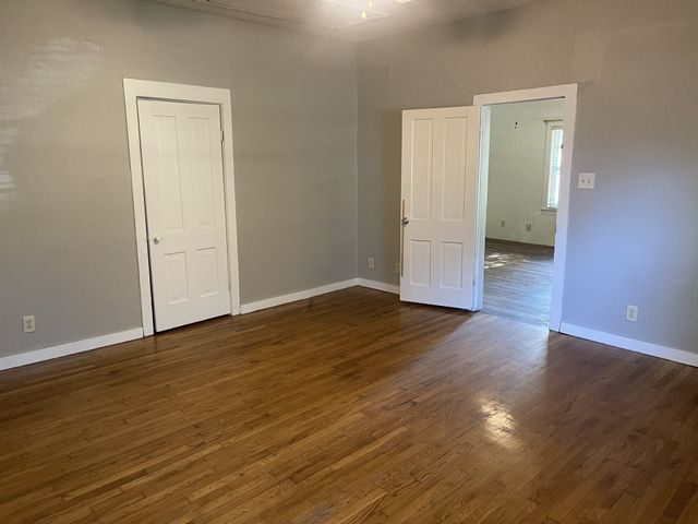 411 E Main Street, Whitesboro, TX 76273