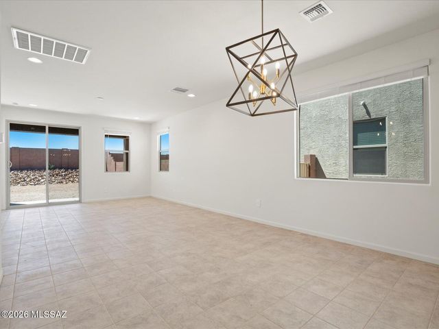 7919 S Walnutview Drive, Tucson, AZ 85757