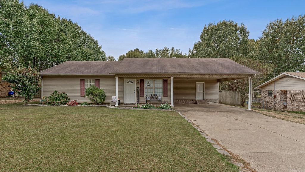 4802 Wise, Paragould, AR 72450