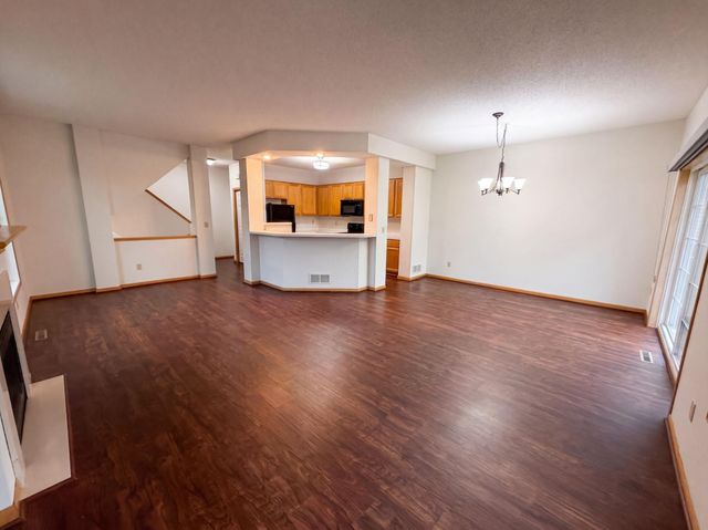 214 Christenson Way NE, Fridley, MN 55432