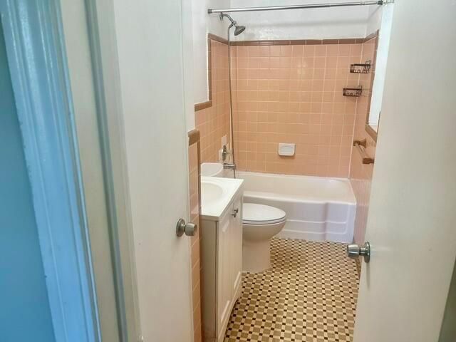 4122 Bougainvillea Street, West Palm Beach, FL 33406