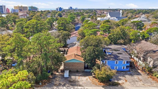 403 76th Ave N Apt 6, Myrtle Beach, SC 29577