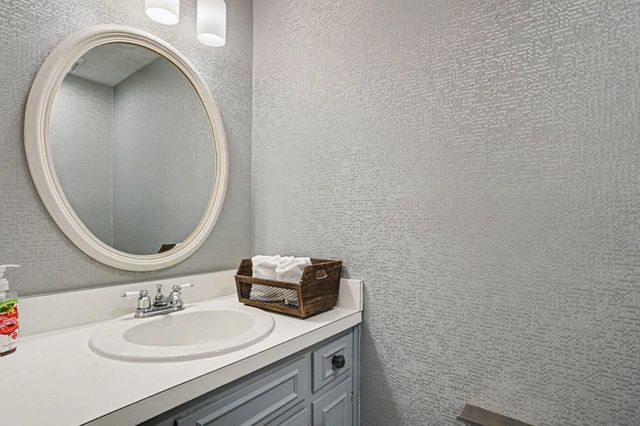 403 76th Ave N Apt 6, Myrtle Beach, SC 29577