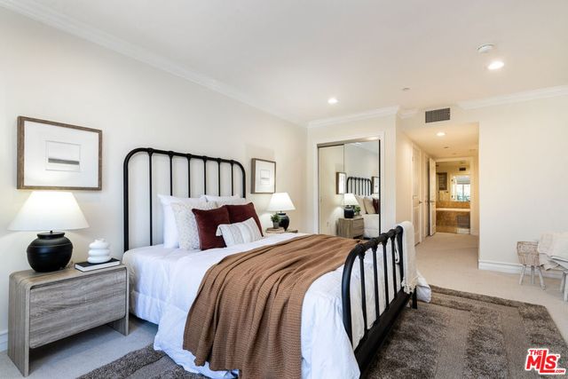 1417 S Westgate Avenue 201, Los Angeles, CA 90025