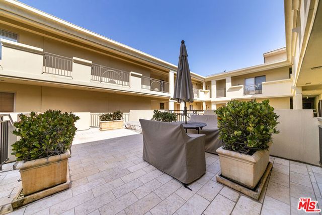 1417 S Westgate Avenue 201, Los Angeles, CA 90025