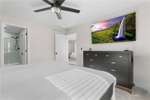 8765 SW Brickell Drive, Blue Springs, MO 64064