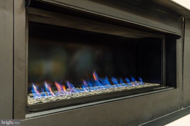 608 N 3RD ST, Philadelphia, PA 19123