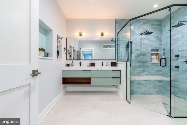 608 N 3RD ST, Philadelphia, PA 19123