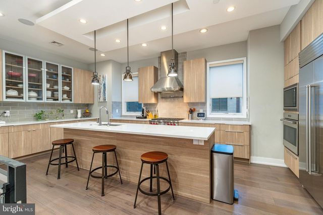 608 N 3RD ST, Philadelphia, PA 19123