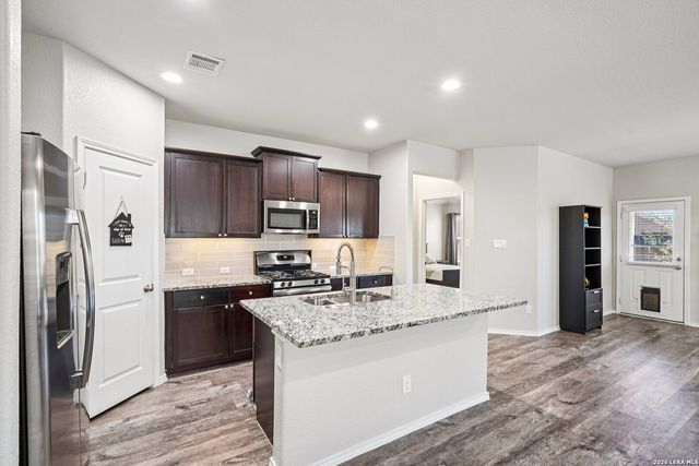 3814 Carducci Dr, Converse, TX 78109