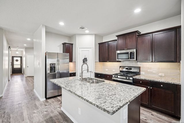 3814 Carducci Dr, Converse, TX 78109