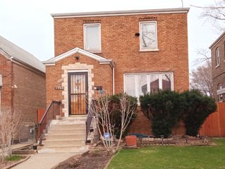 5355 S Tripp Avenue, Chicago, IL 60632