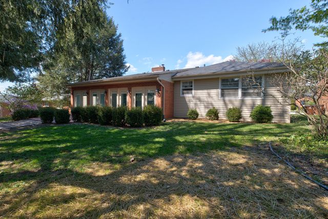 212 Sterling Avenue, Mt Sterling, KY 40353