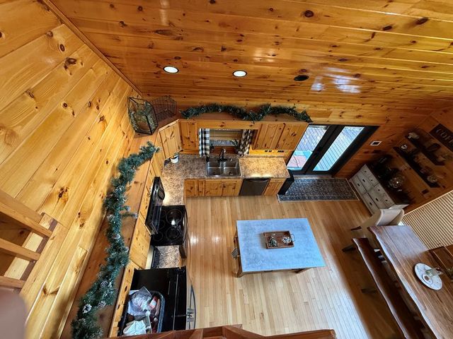 510 Victory Lane, Murphy, NC 28906