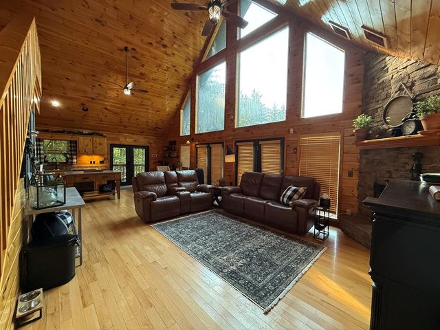 510 Victory Lane, Murphy, NC 28906