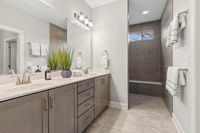 328 Restoration Drive, Delaware, OH 43015