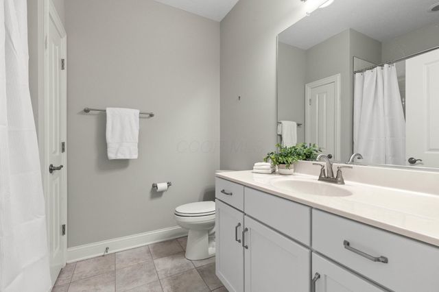 328 Restoration Drive, Delaware, OH 43015