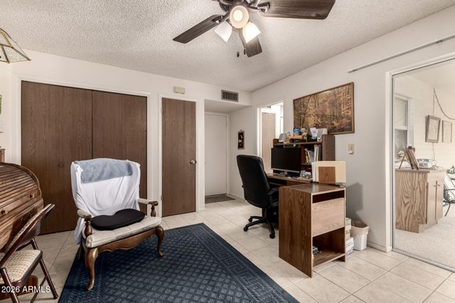 4045 E CAPRI Avenue, Mesa, AZ 85206