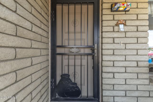 4045 E CAPRI Avenue, Mesa, AZ 85206