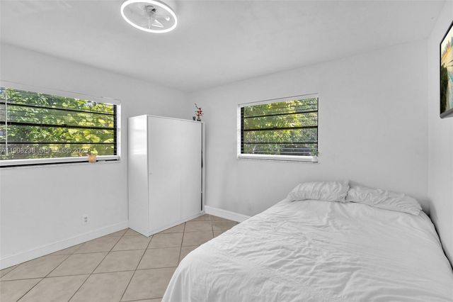 1821 SW 98th Terrace, Miramar, FL 33025
