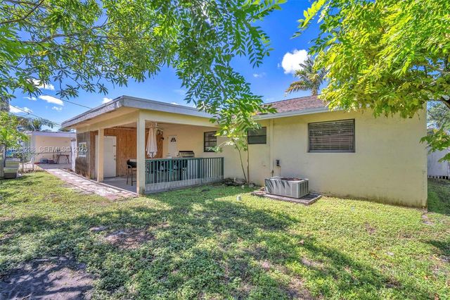 1821 SW 98th Terrace, Miramar, FL 33025