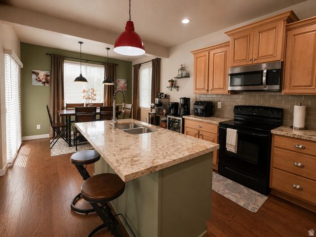 149 E CRESCENT PINE LN, Sandy, UT 84070