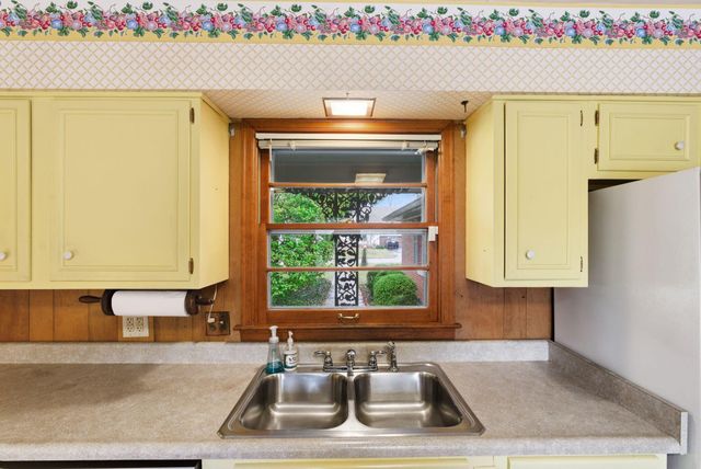 335 Andover Drive, Lexington, KY 40502