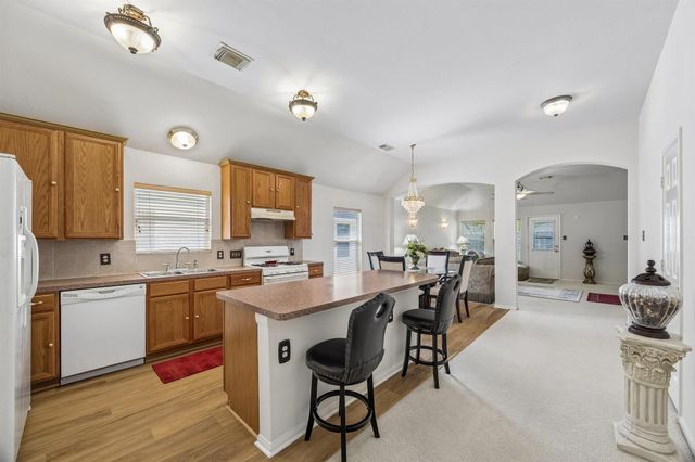 5914 Yaupon Ridge Drive, Richmond, TX 77469