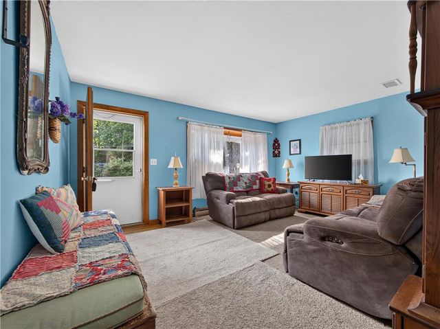 720 Lechauwecki Avenue, Fountain Hill Boro, PA 18015