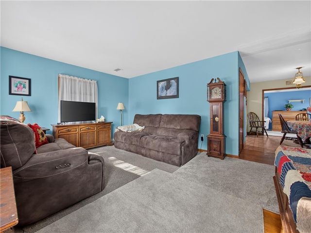 720 Lechauwecki Avenue, Fountain Hill Boro, PA 18015