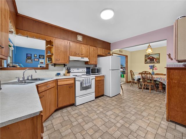 720 Lechauwecki Avenue, Fountain Hill Boro, PA 18015