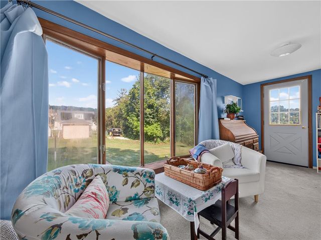 720 Lechauwecki Avenue, Fountain Hill Boro, PA 18015