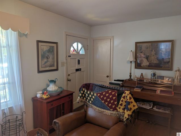 2115 Monroe St, Paducah, KY 42001