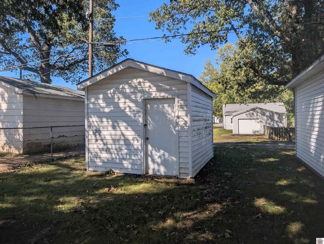 2115 Monroe St, Paducah, KY 42001