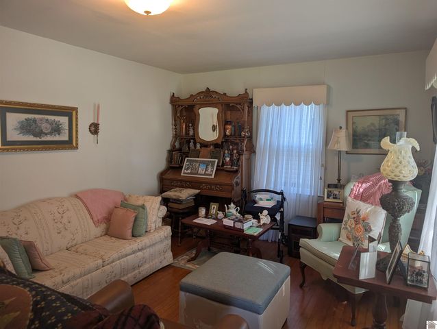 2115 Monroe St, Paducah, KY 42001