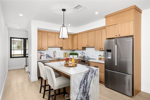 826 Sunset A, Arcadia, CA 91007