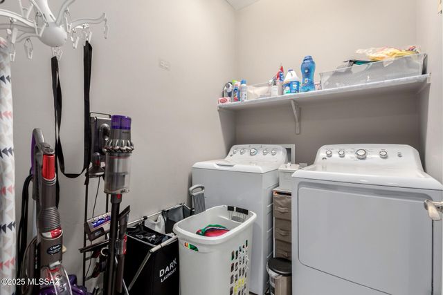 7216 S Paseo Monte De Oro, Tucson, AZ 85756