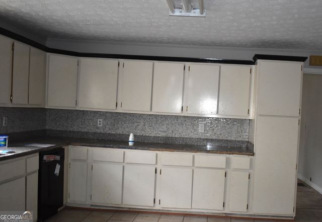 963 E Solomon Street, Griffin, GA 30223