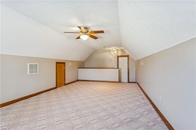 6253 Ark RD, Gloucester, VA 23061