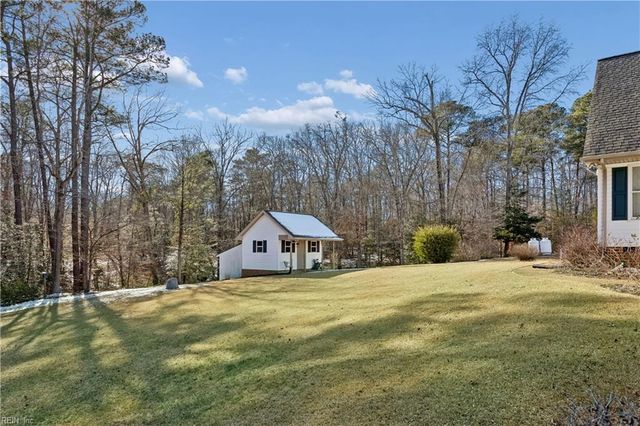 6253 Ark RD, Gloucester, VA 23061