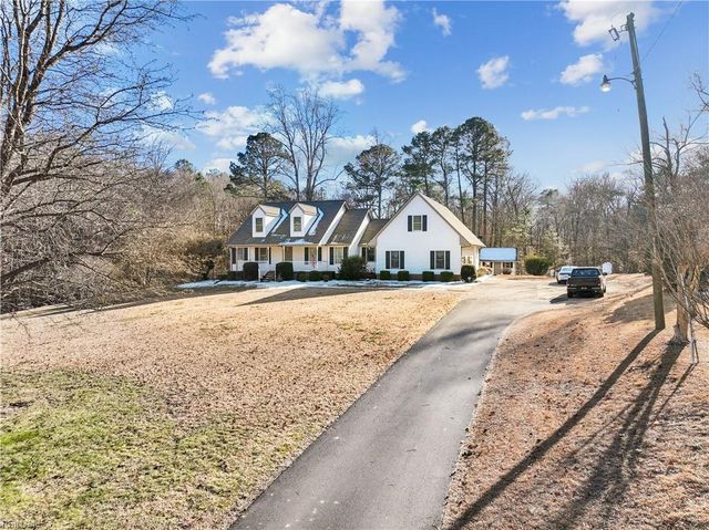 6253 Ark RD, Gloucester, VA 23061