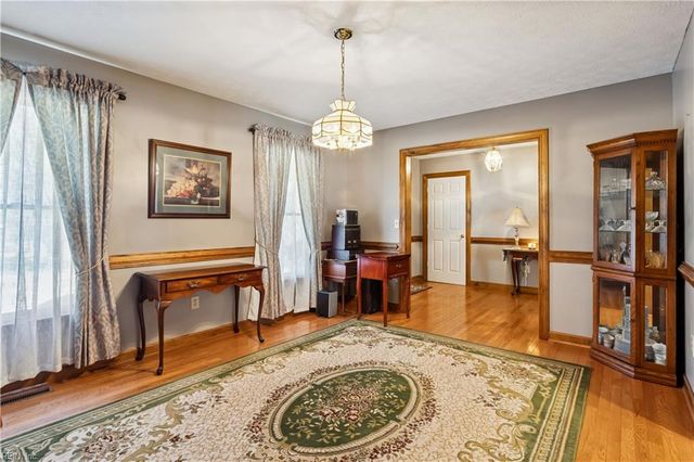 6253 Ark RD, Gloucester, VA 23061