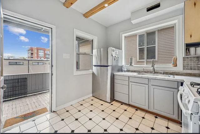 4833 N Ashland Avenue 2, Chicago, IL 60640